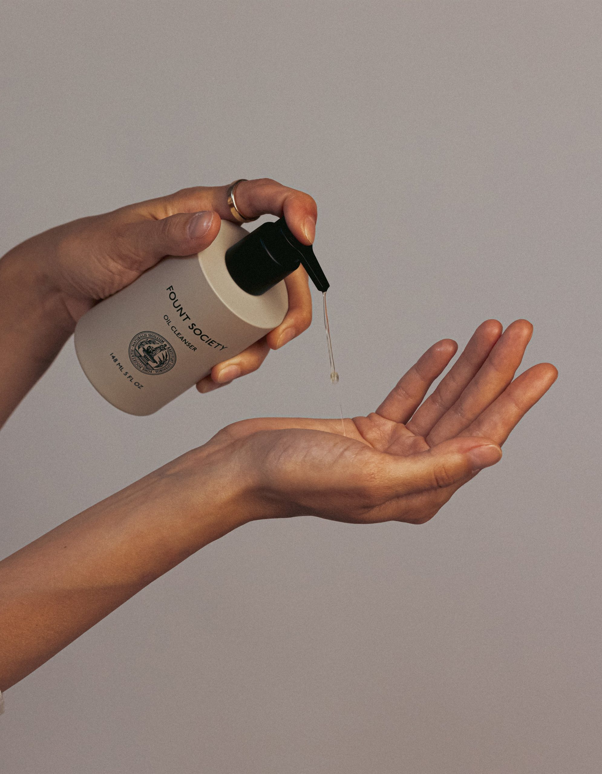 Oil Cleanser - Image 3