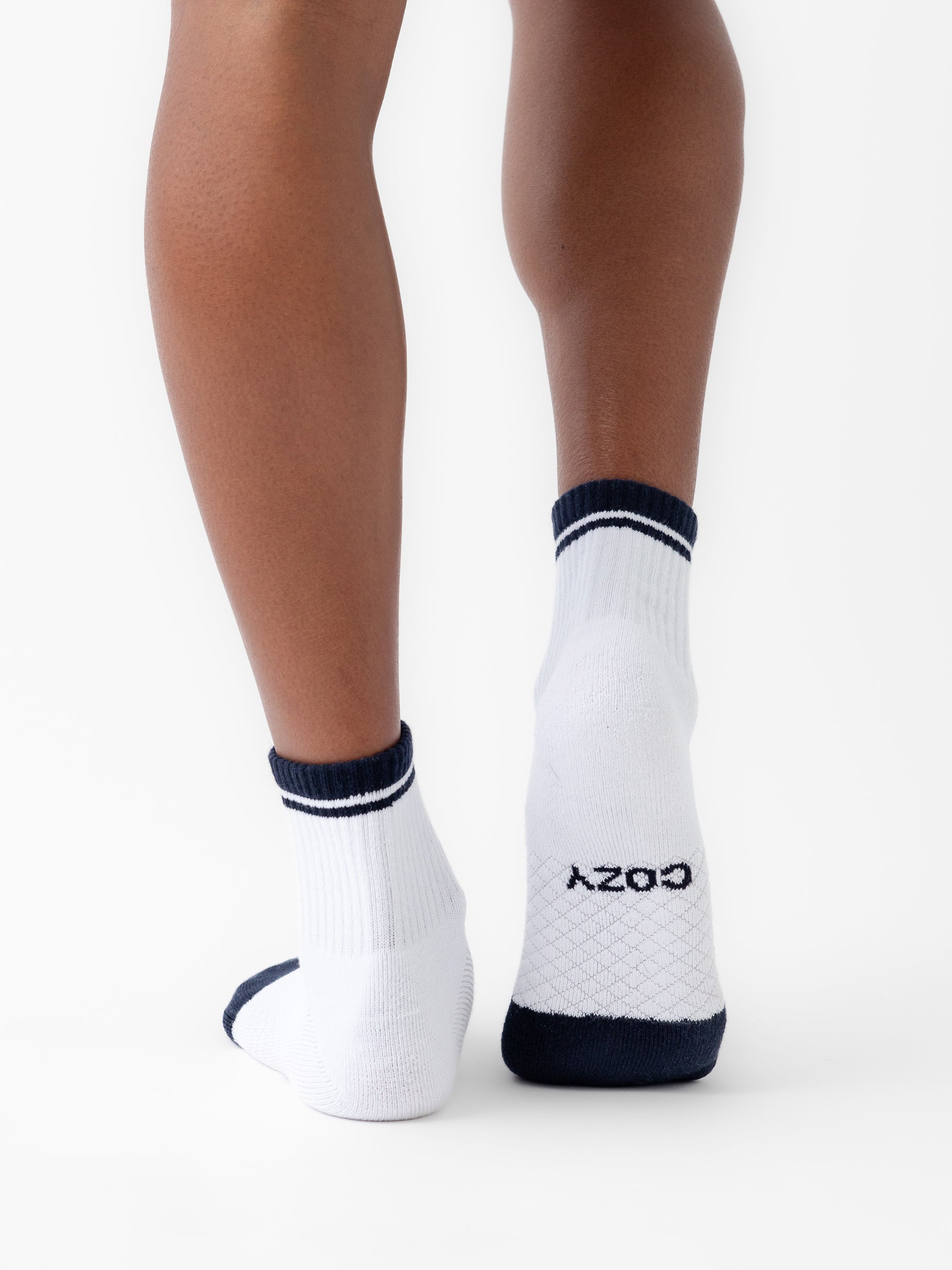 Women's Essential Quarter Sock - Last Chance - Image 18